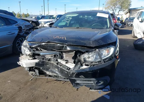 2017 Honda Civic Ex-L z USA, uszkodzony, nr VIN 2HGFC1F72HH643468